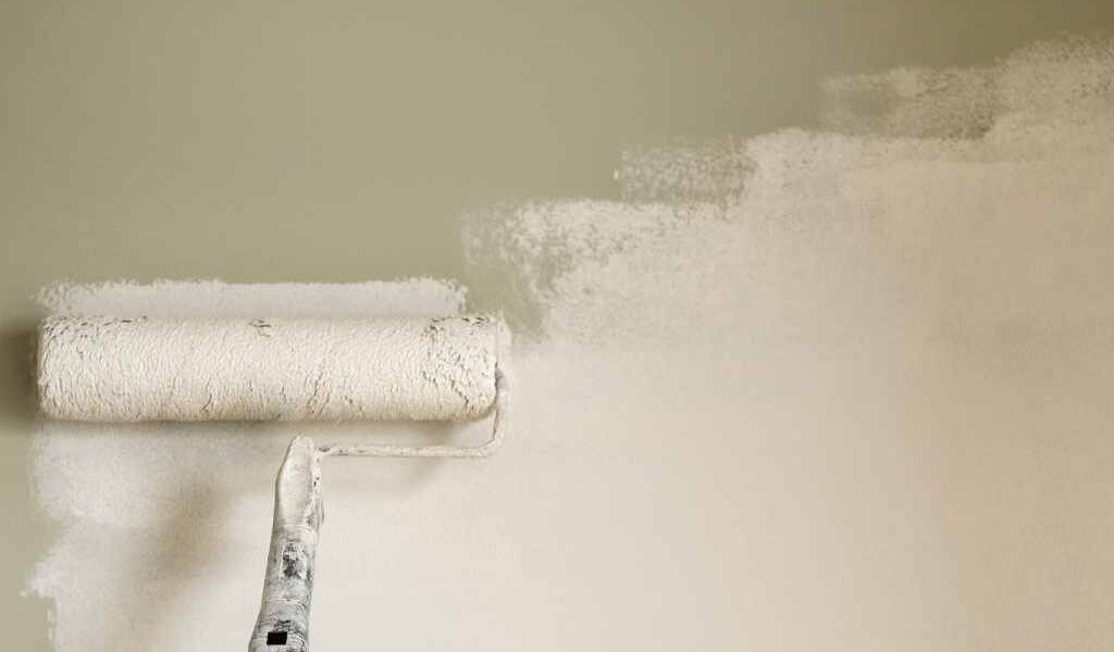 Gleichmäßiger Farbauftrag mit moderner Farbrolle